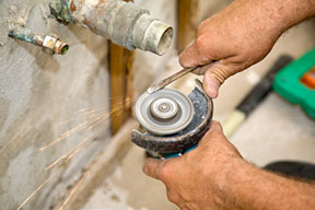 Know Which Plumbing Projects Need a Pro