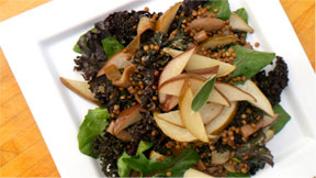 A Delicious and Warm Pear Salad for Winter